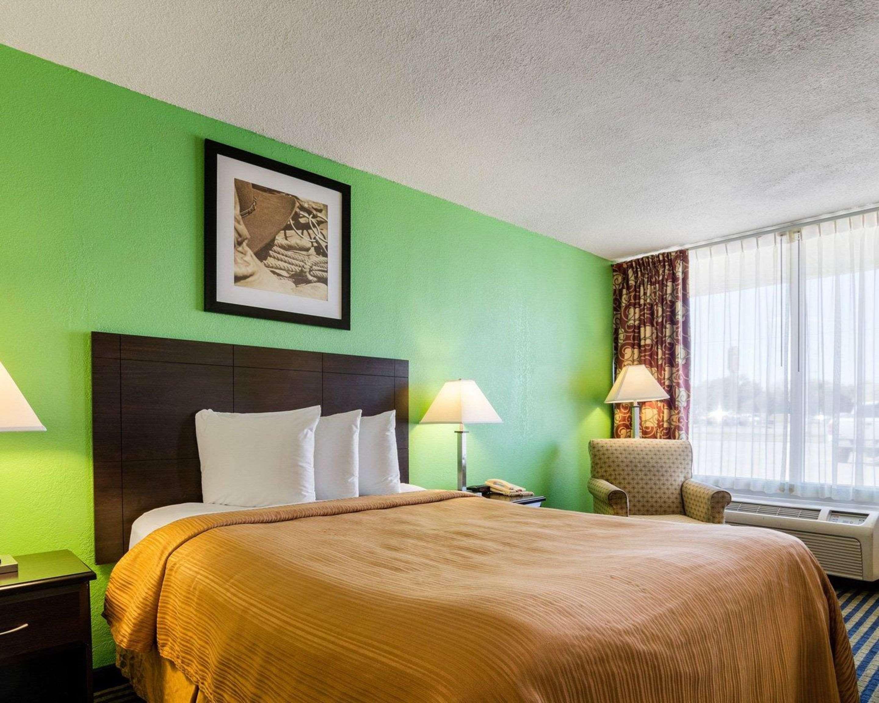 Quality Inn Liberal Buitenkant foto
